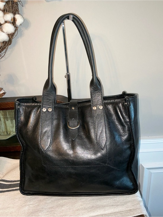 Frye Handbags - Frye Amy Leather Shopper Tote Shoulder Bag Black Retail $448